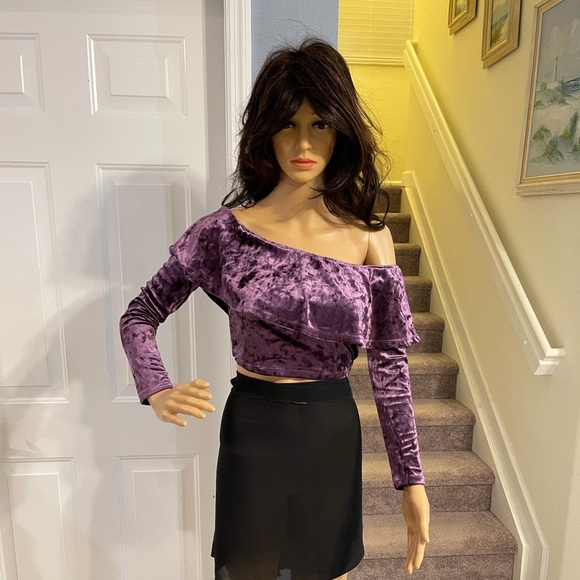 Charlotte Russe Crop Top - Picture 4 of 10